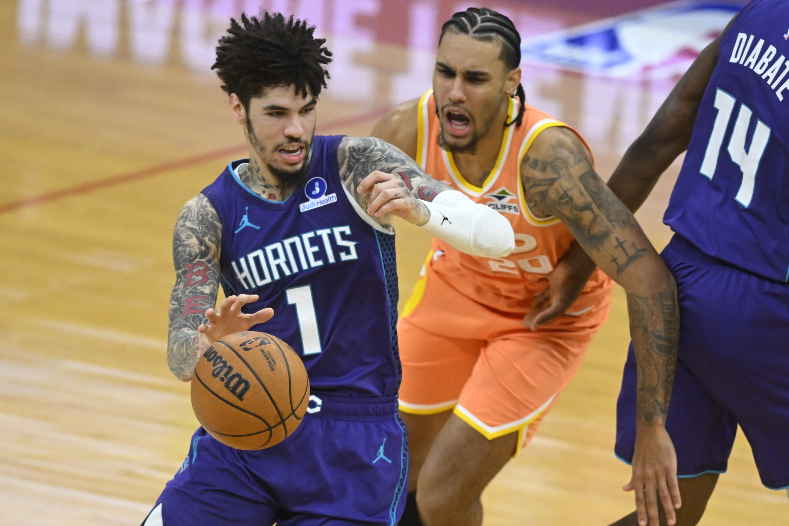 Game Preview, Expert Analysis, Injury Updates, and Broadcast Information