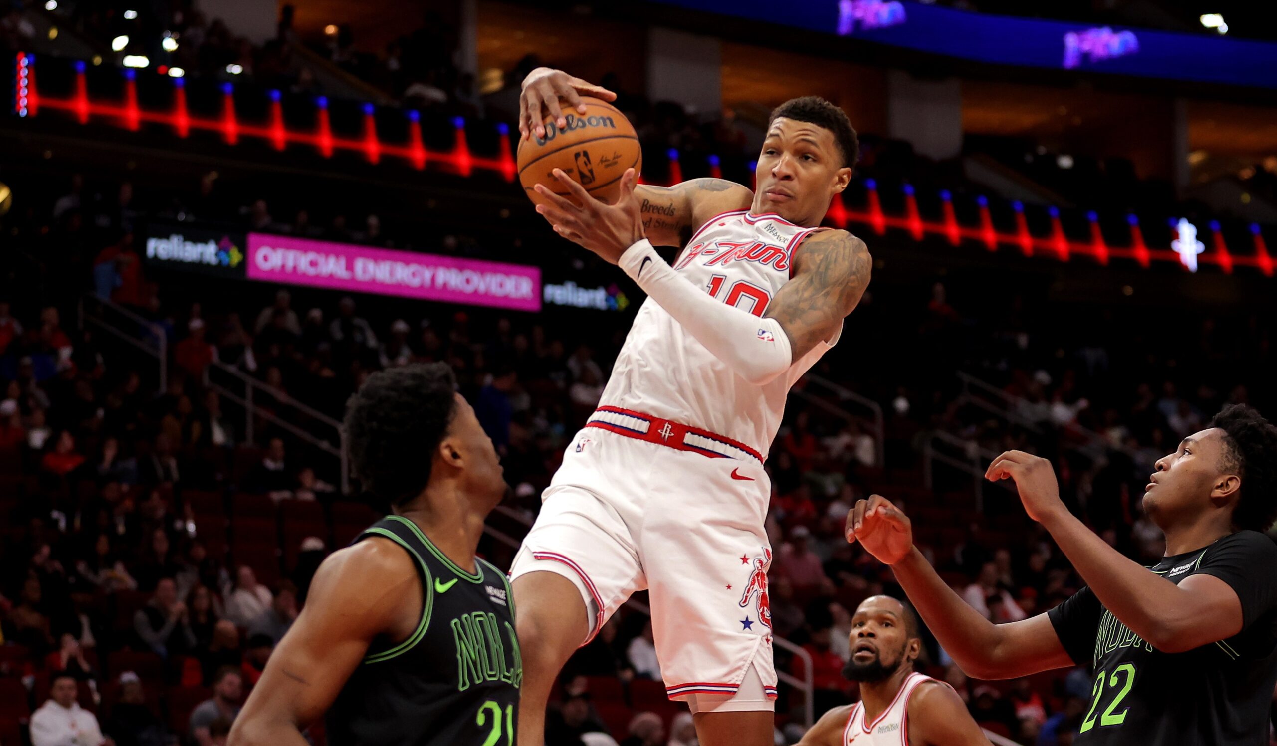 Analyzing San Antonio’s Strategic Shift and Playoff Prospects Against the Rockets